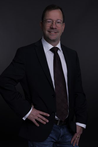 Ernst_Portret_Website Ernst_Portret_Website